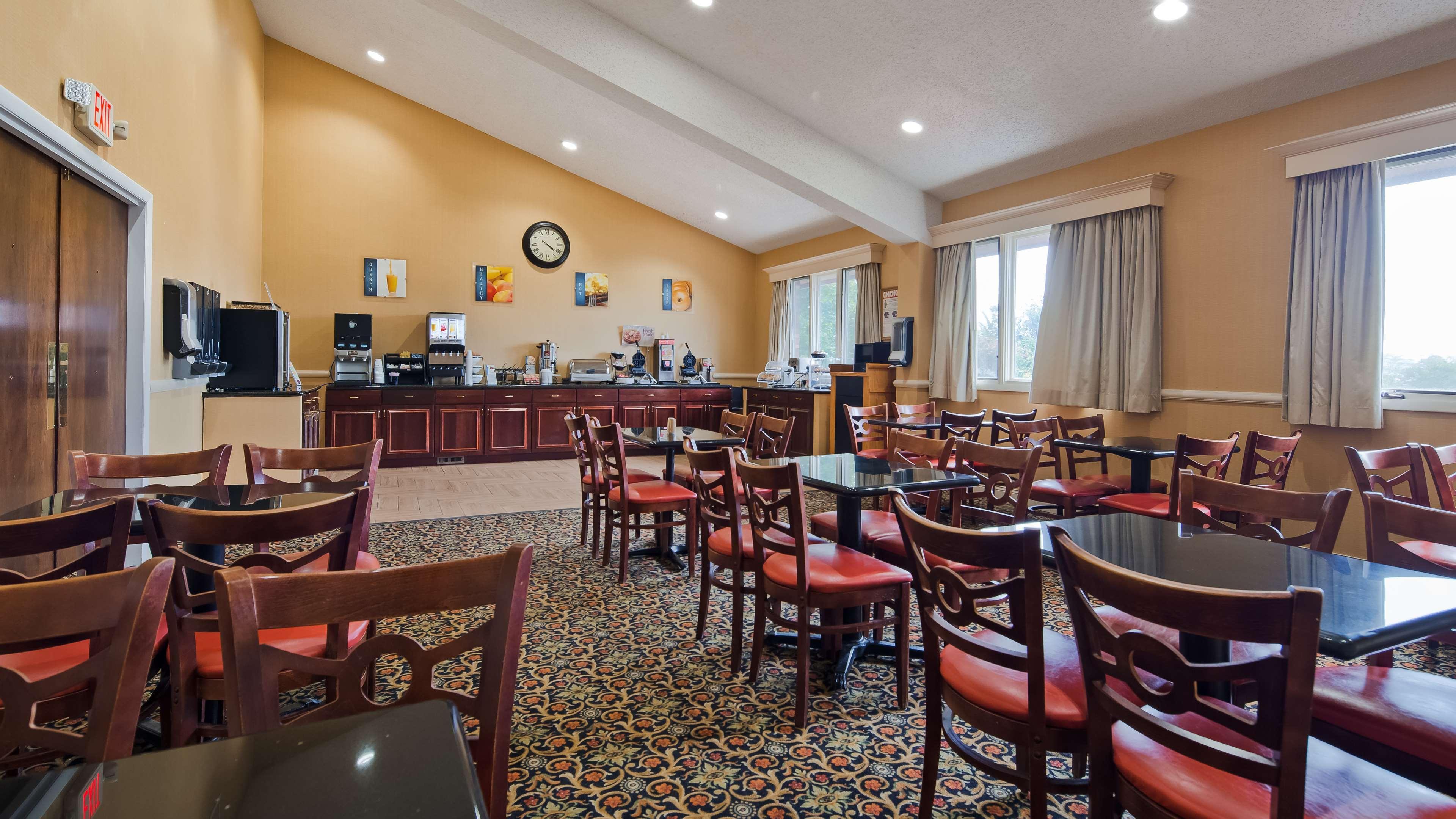 Best Western University Inn Ithaca Exterior foto